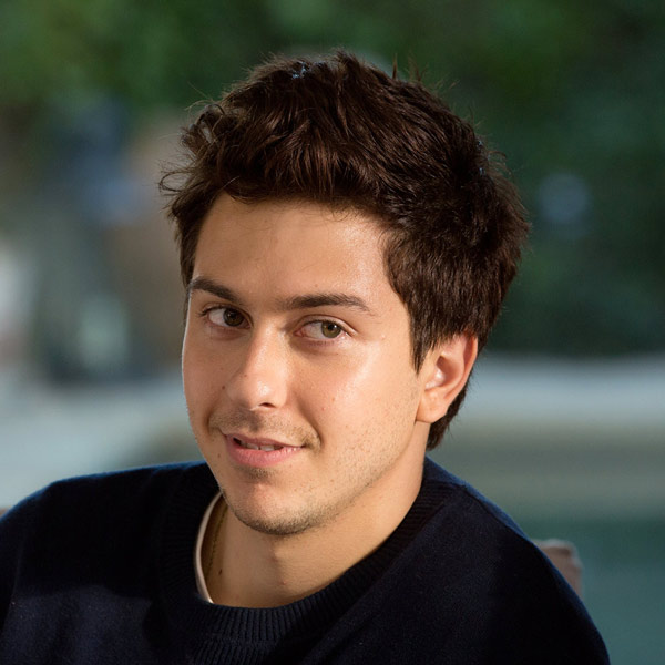 'Liebe zu Besuch' Cast: Nat Wolff - Teddy